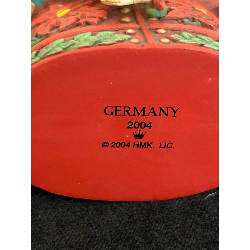 Santa's From Around‎ The World Hallmark Keepsake Ornament Germany 2004
